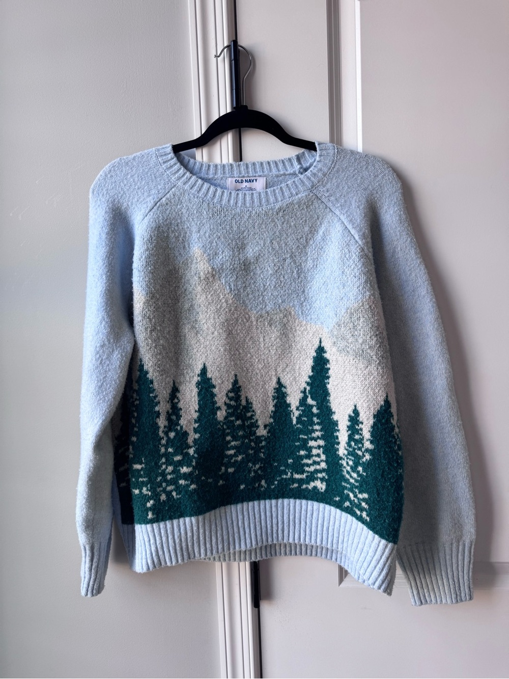 Old Navy Light Blue Crewneck Sweater with Green Forest Intarsia